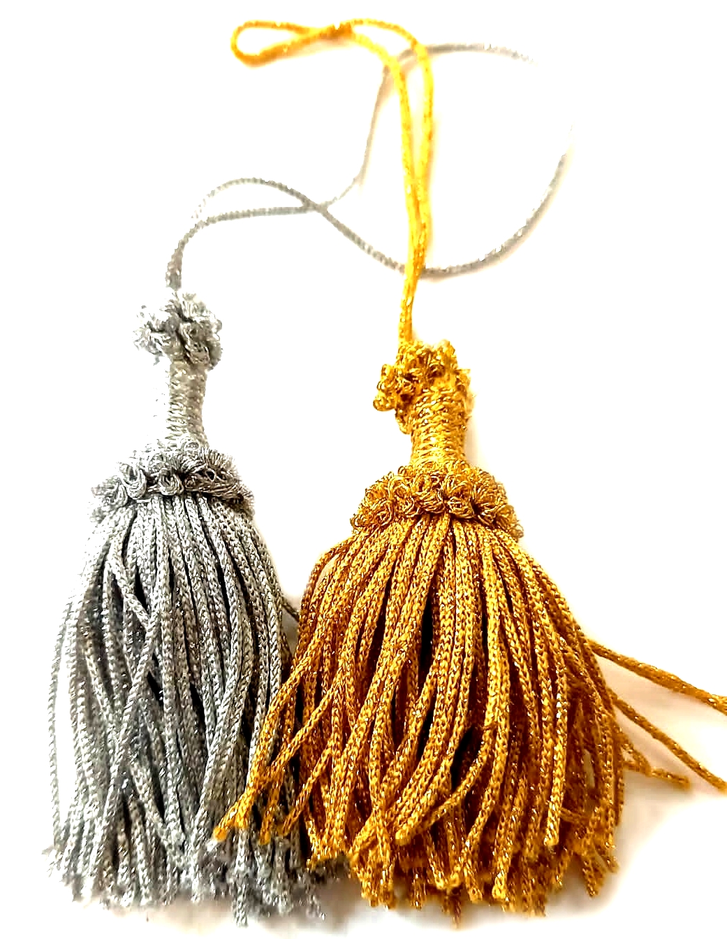 TASSELS AND EMBRASSE          BOW FOR KEYS